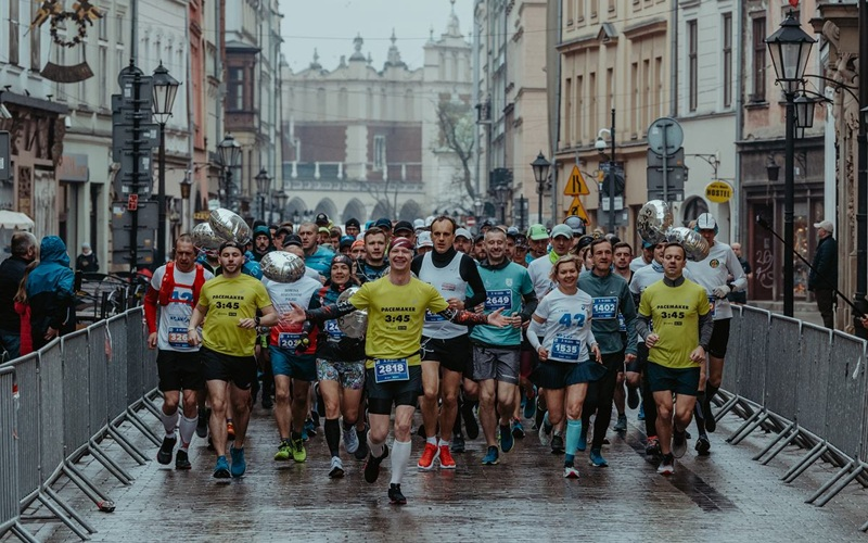 Jak przygotować się do pierwszego maratonu? Najważniejsze aspekty